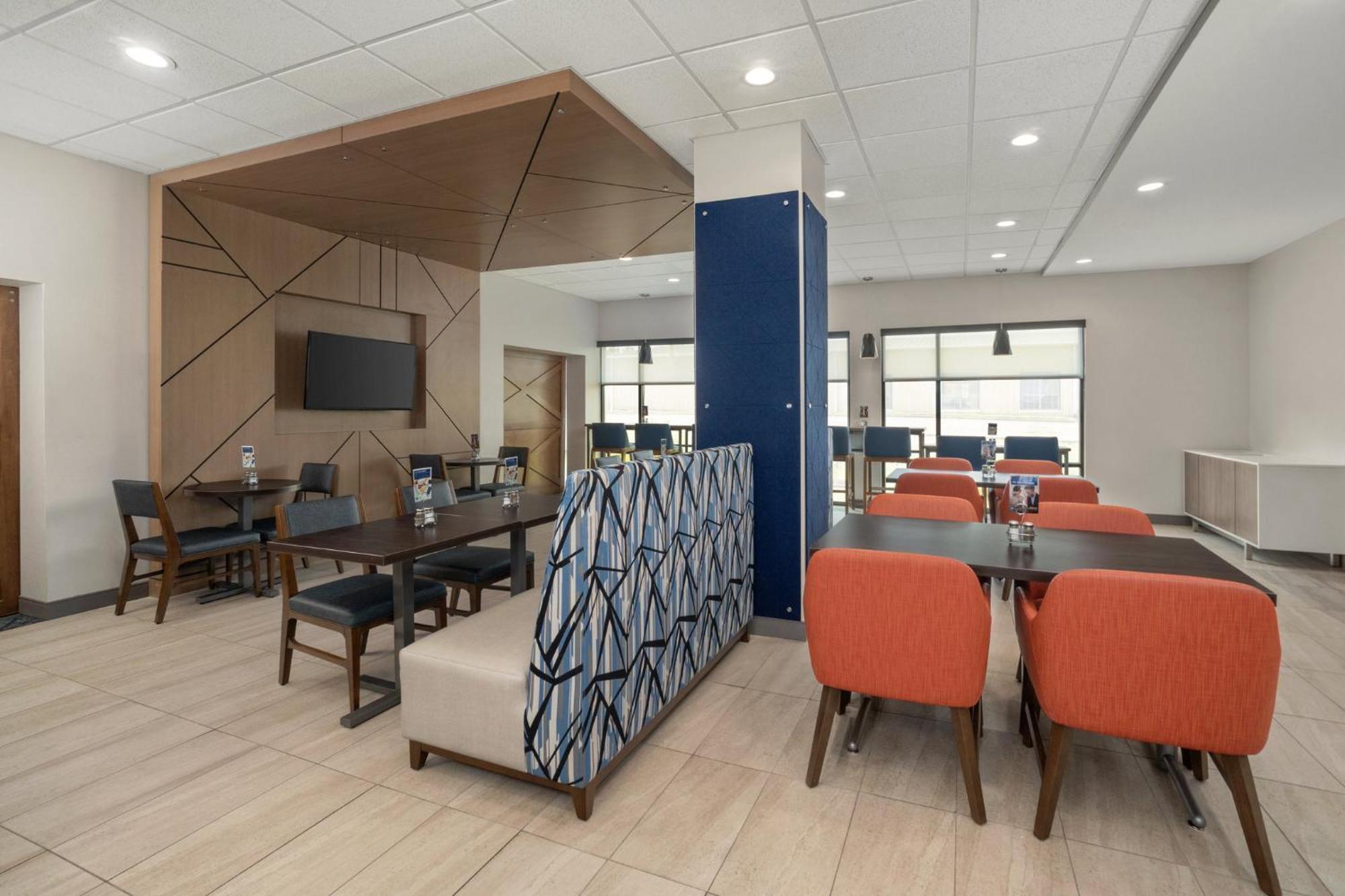 Holiday Inn Express - Hattiesburg West - Univ Area エクステリア 写真